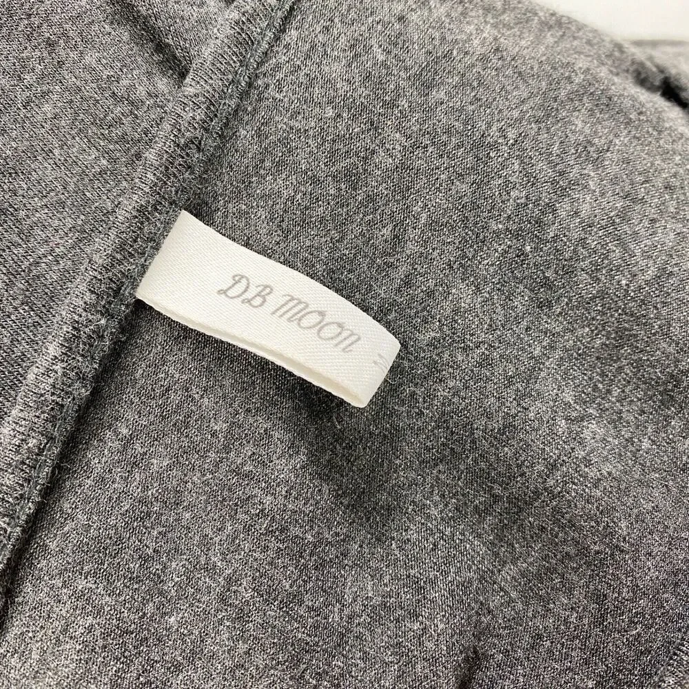 DB Moon Womans Gray Knit Dress Medium Fit N Flare Pockets Boho Peasant Casual